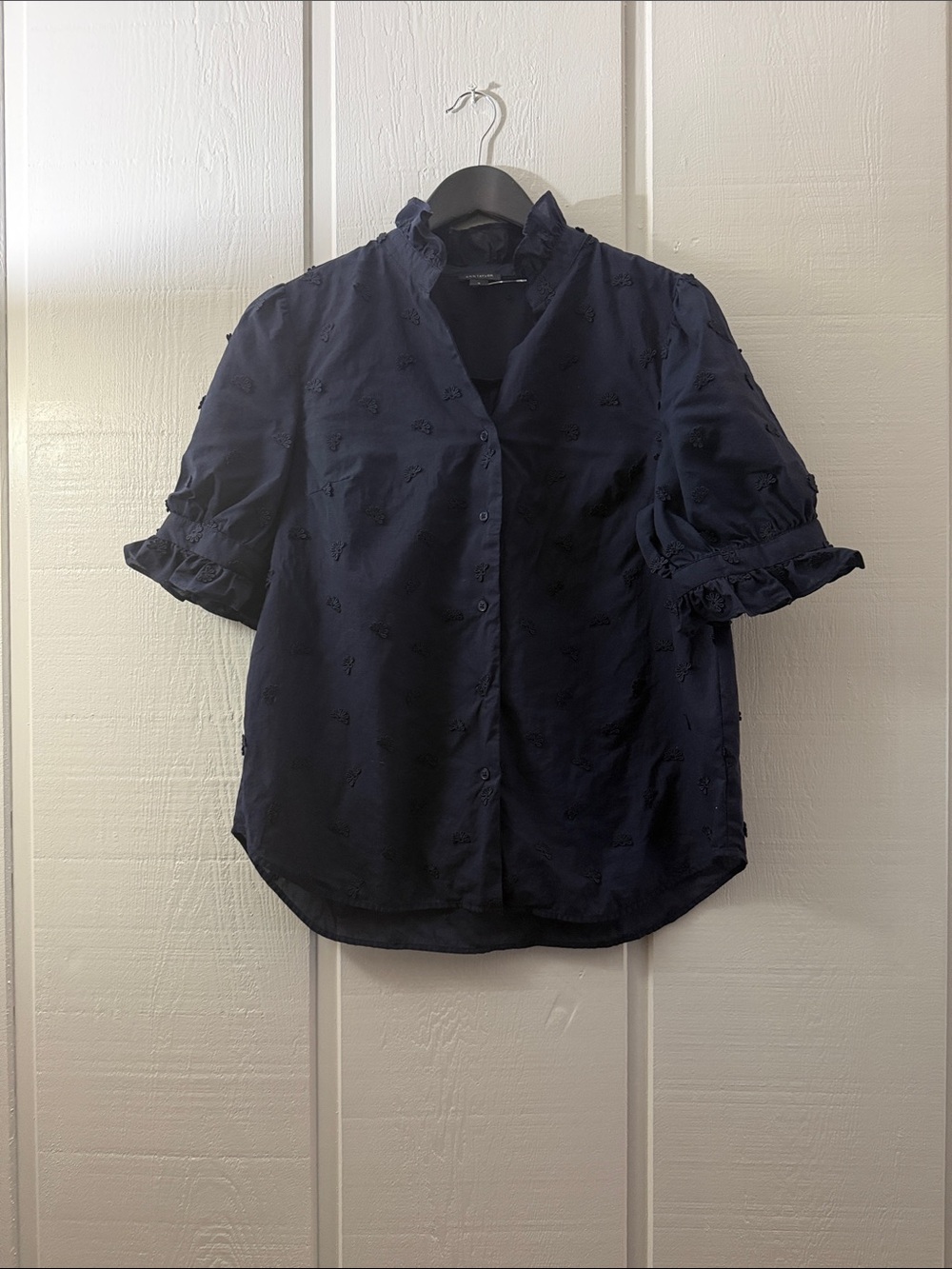Ann Taylor Black Ruffle Trim Button Front Blouse NWOT Sz Medium